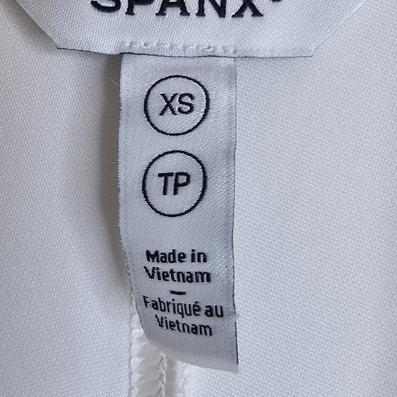 Spanx AirEssentials Half-Zip Pullover | XS (Fits Oversized) | Cloud White - Picture 3 of 8